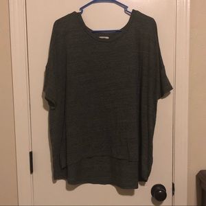 Gray old navy top